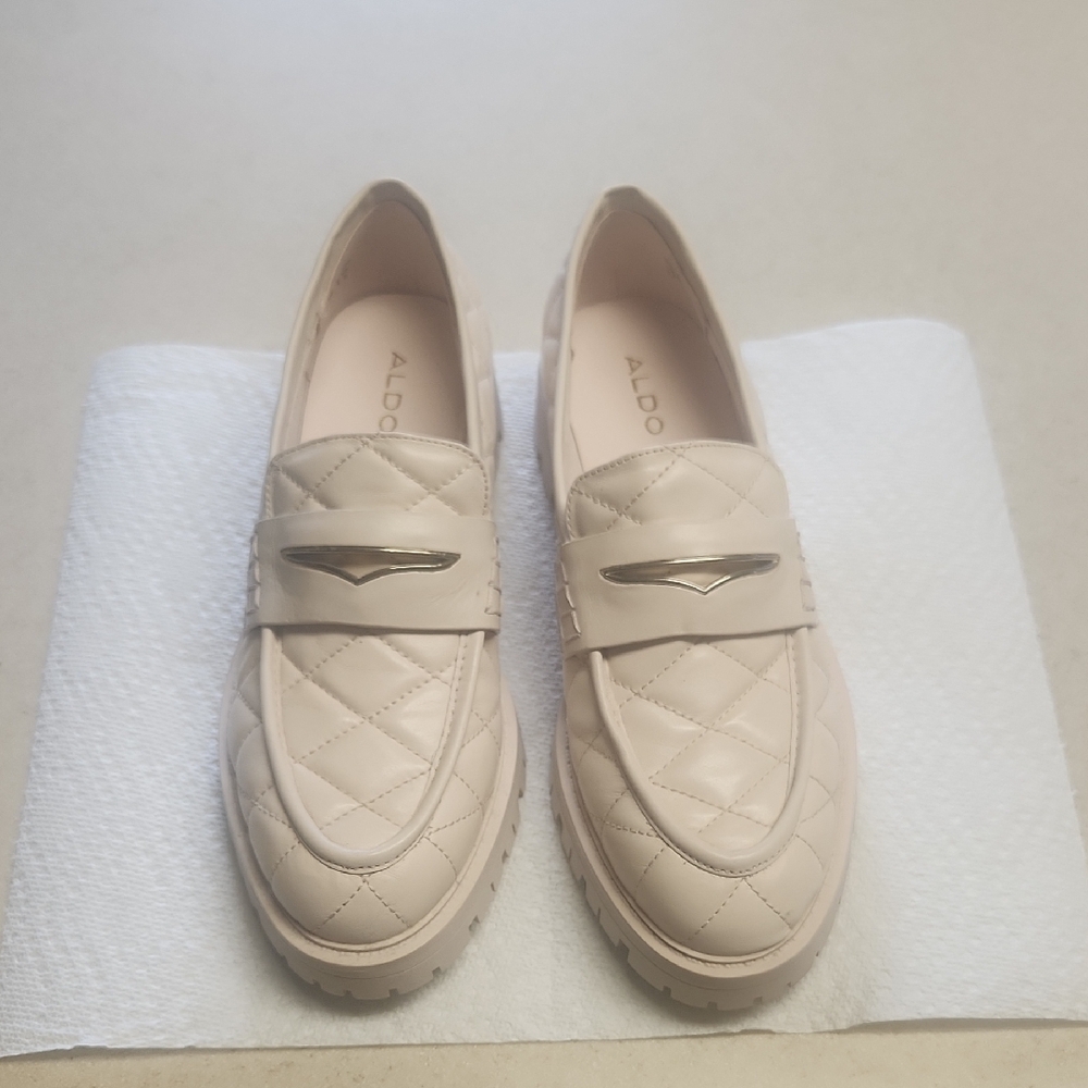 NWT Light Pink Aldo Lug Sole Loafers/Shoes, Women's Size 7.5